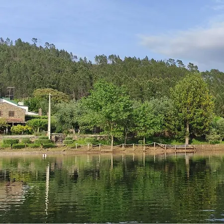 Riverlake House - Frente Ao E Com Jardim Casa vacanze *